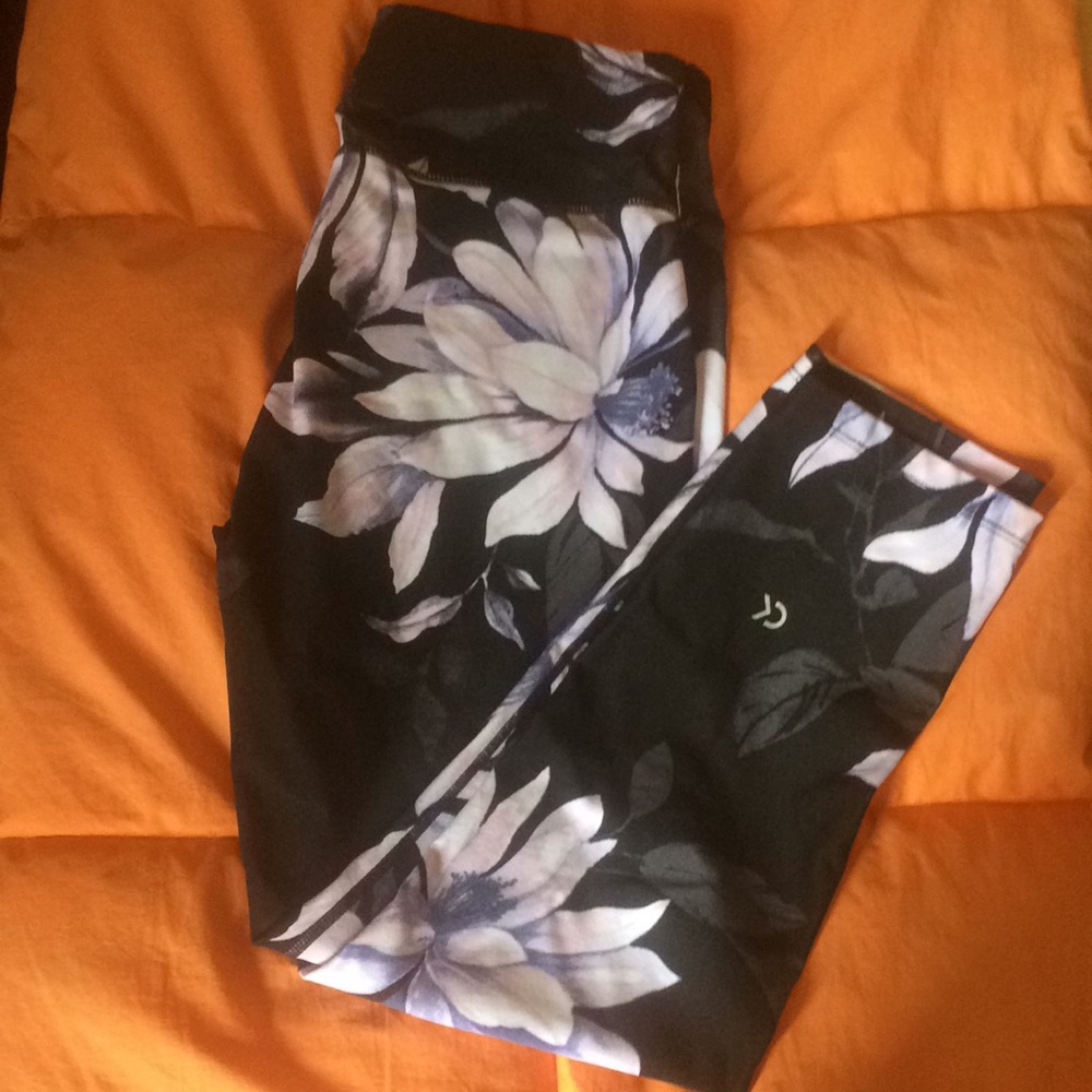 Floral Calvin Klein performance wick leggings